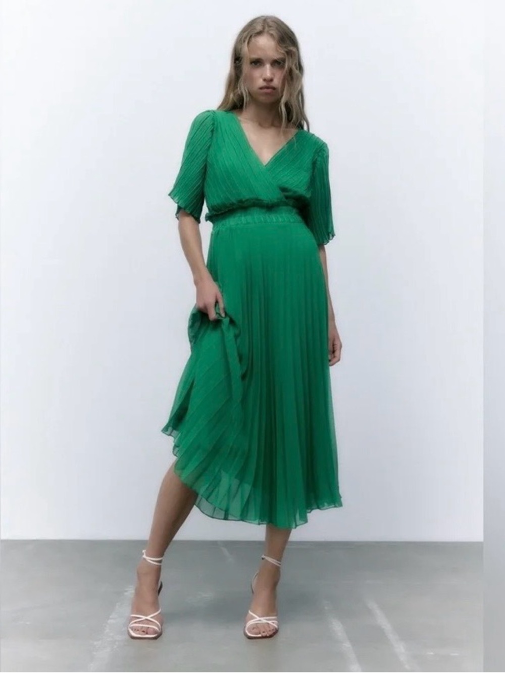 Zara Pleated Flowy Chiffon Midi Dress Size L MSRP $179